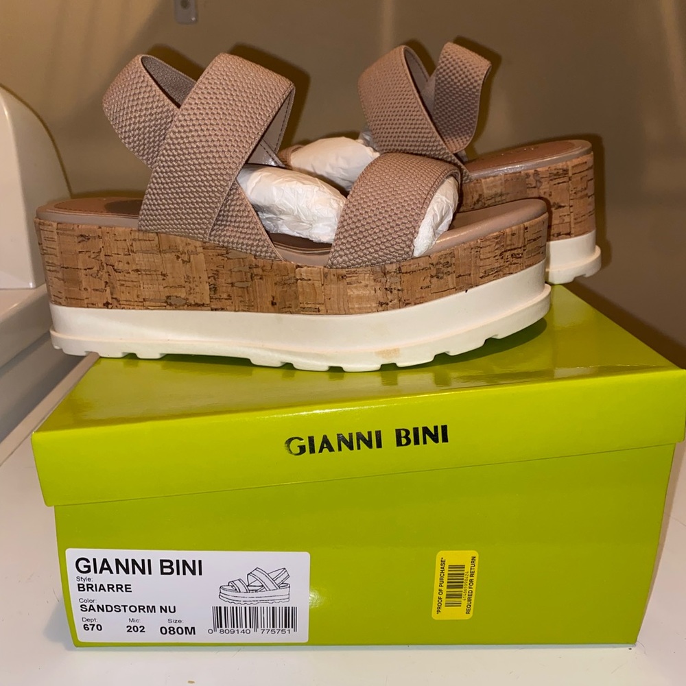 *Brand new in box* Gianni Bini Briarre